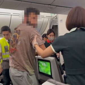 ‘Drunk’ man kicked off plane for ‘vomiting on passenger’ just before 13-hour flight